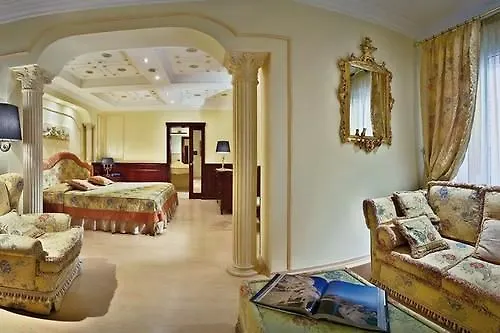 فندق Terme Salus 3*